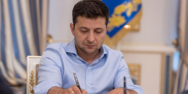 Володимир Зеленський підписав закон про посилення соціального захисту осіб з інвалідністю внаслідок війни