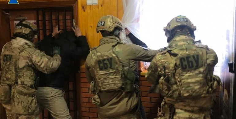 СБУ на Рівненщині затримала «кришувальників» контрабанди