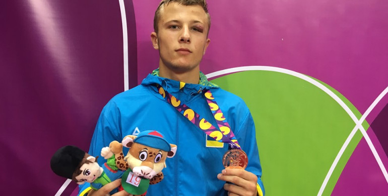 Борець з Рівненщини здобув бронзу на XV Європейському юнацькому олімпійському фестивалі