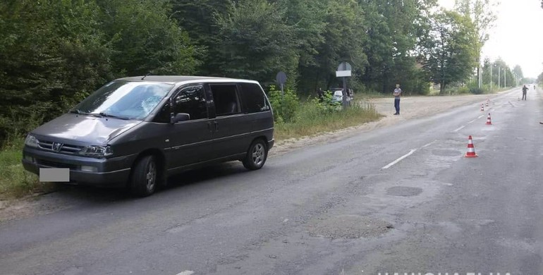 На Рівненщині під колесами загинув велосипедист