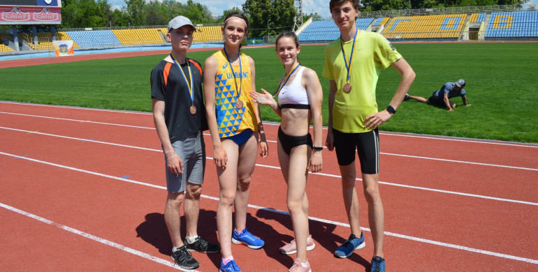 Рівненські легкоатлети на Чемпіонаті України з перемогами