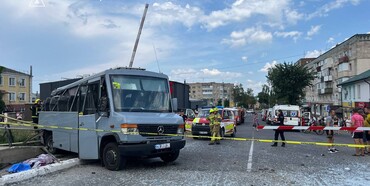 На Рівненщині маршрутка зіткнулася із поїздом:  є загиблі