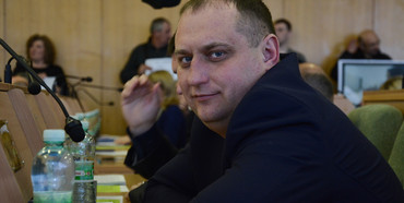 Депутату Миколі Лобчуку та його брату підпалили двері