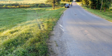На Млинівщині легковик з‘їхав у кювет: водій у тяжкому стані (ФОТО)