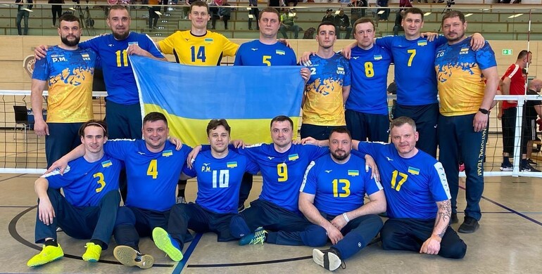 Рівненські спортсмени у складі української команди здобувають срібло на міжнародному турнірі з волейболу сидячи 