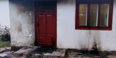 На Рівненщині журналісту підпалили двері дачного будинку
