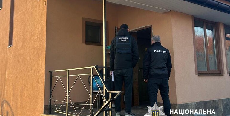 Нацполіція проводить понад 70 обшуків у медзакладах по всій країні