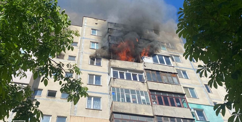У Рівному під час пожежі в дев’ятиповерхівці загинув хлопчик