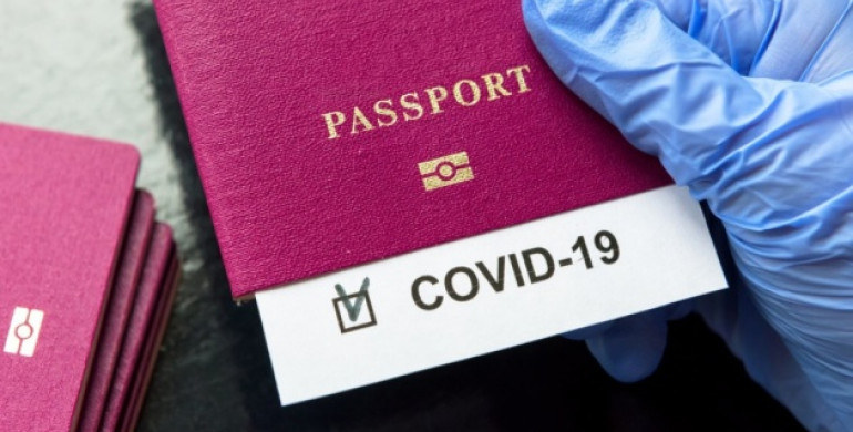 В ЄС назвали дату введення паспортів вакцинації