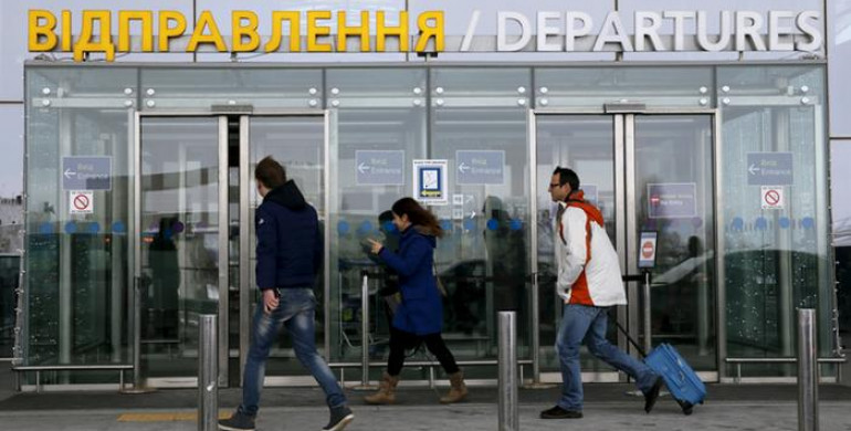 Шмигаль розповів, коли Україна може відкрити кордон для іноземців 