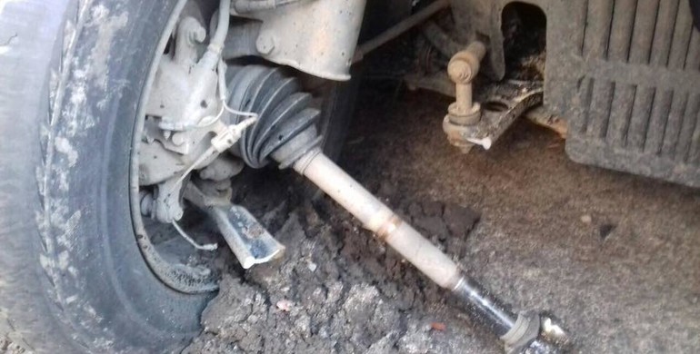 "Авто Євро Сила" пікетуватиме Рівненську ОДА через жахливі ями на дорогах