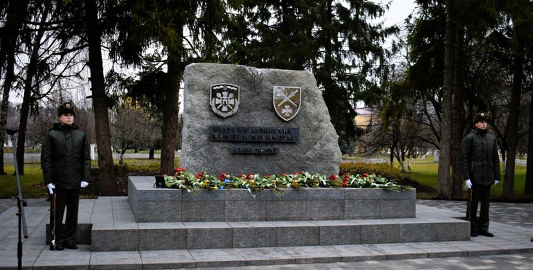 На Рівненщині відкрили Меморіал військовим 
