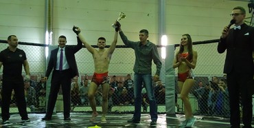Рівненські бійці з перемогами професійного ММА-турніру 