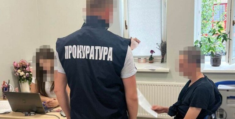 Жителя Рівненщини підозрюють у побитої трансгендерної військової у Львові