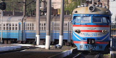 «Укрзалізниця» відновлює курсування поїздів майже у всіх областях України