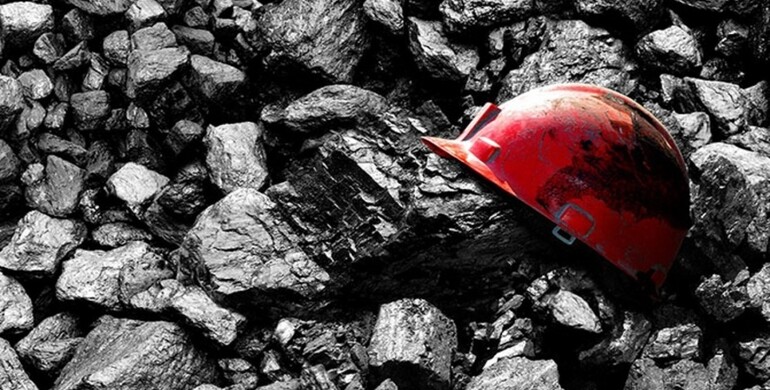 Російські вугільники та промисловість занурились у найгіршу кризу за останні 30 років