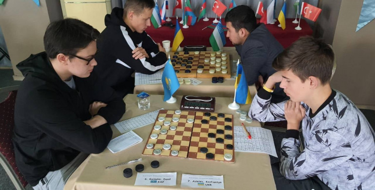 Спортсмени із Рівненщини показали гідний результат на чемпіонаті світу з шашок-100