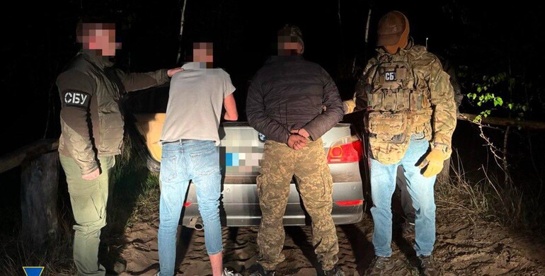 У Рівному за матеріалами СБУ судитимуть учасників «схеми для ухилянтів» У Рівному за матеріалами СБУ судитимуть учасників «схеми для ухилянтів»