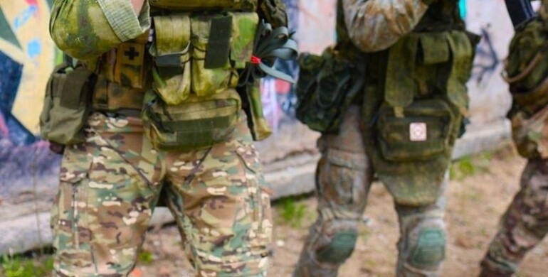 На Луганщині понад 3 тисячі українських дітей навчають професійно вбивати 