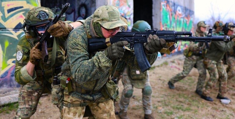 На Луганщині понад 3 тисячі українських дітей навчають професійно вбивати 