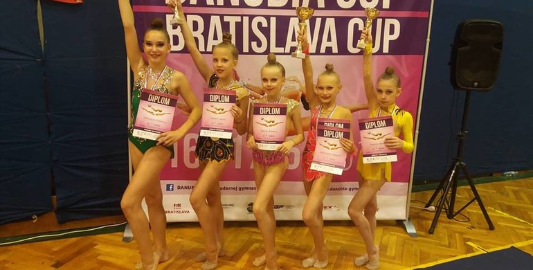 Рівненські гімнастки захоплюють п'єдестал Міжнародного турніру у Братиславі (ФОТО)