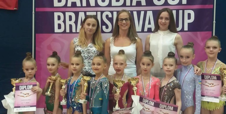 Рівненські гімнастки захоплюють п'єдестал Міжнародного турніру у Братиславі (ФОТО)