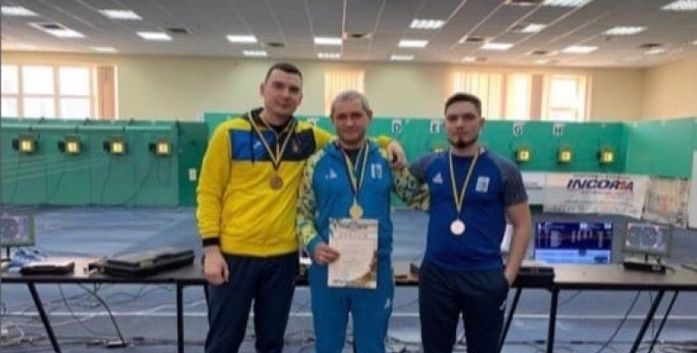 На Чемпіонаті України з кульової стрільби троє рівнян стали переможцями
