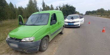 У Березному поліцейські викрили зловмисника, який незаконно перевозив зброю