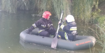 У Рівному в озері гідропарку втопився чоловік (ФОТО)