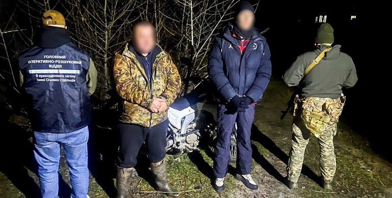 На Рівненщині затримали чоловіка, який допомагав незаконно перетнути кордон 