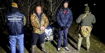 На Рівненщині затримали чоловіка, який допомагав незаконно перетнути кордон 