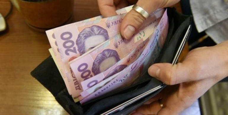 На Рівненщині 8,5  мільйонів гривень боргів із заробітної плати 