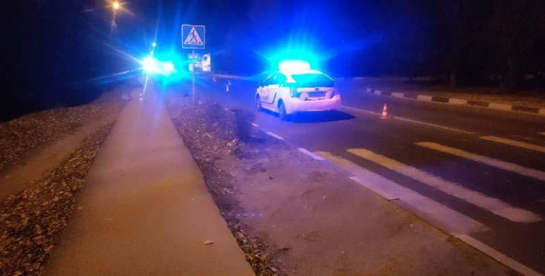 На Рівненщині п‘яний водій на смерть збив жінку і втік з місця аварії (ФОТО)