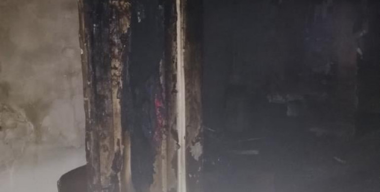 На Кореччині у пожежі загинув чоловік та кіт (ФОТО)