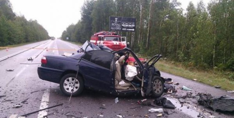 Назвали ще одну версію автокатастрофи на Рівненщині, в якій загинули політологи та журналіст