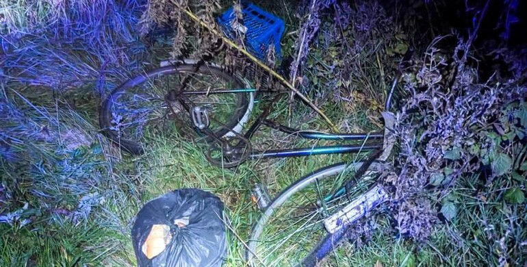 У Рівненському районі внаслідок ДТП загинув чоловік, жінка — в лікарні