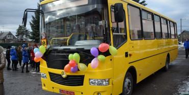 На Рівненщині купили інклюзивні автобуси