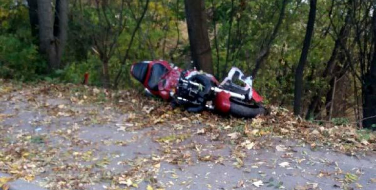 Пішохід, якого збив мотоцикліст у Рівному - помер у лікарні 