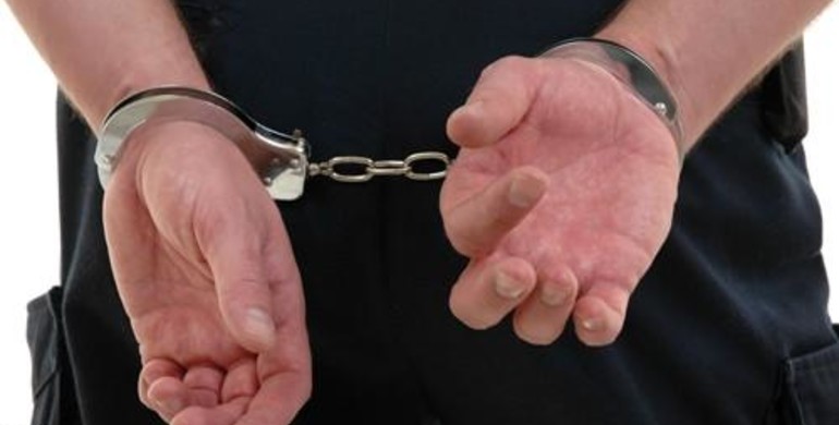 На Рівненщині затримали чоловіка, який втік з-під домашнього арешту й продовжив "промисл"