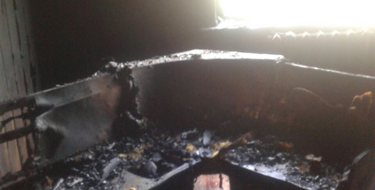 На Сарненщині згорів двохповерховий приватний будинок (ФОТО)