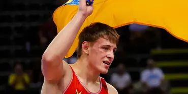 Український борець зійшов з пʼєдесталу під час звучання російського гімну