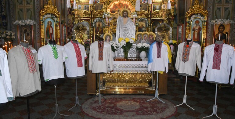 17 вишиванок – 17 історій полеглих воїнів: у Рівному триває акція «Коди пам’яті» 17 вишиванок – 17 історій полеглих воїнів: у Рівному триває акція «Коди пам’яті»