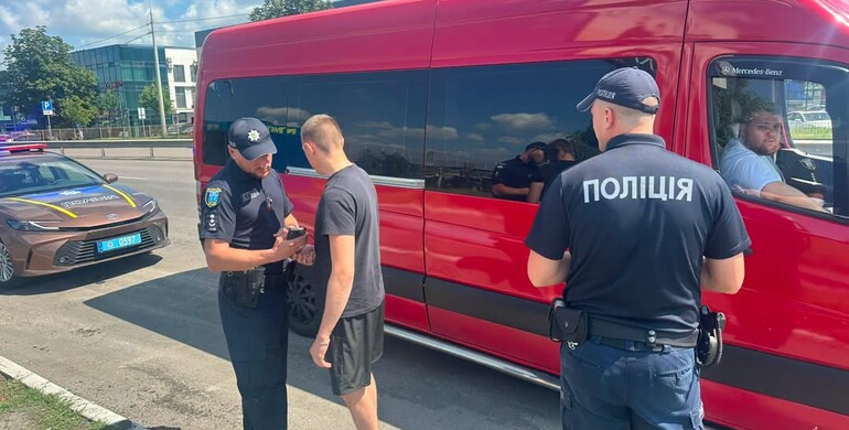 На Рівненщині посилили перевірки пасажирських перевізників через зростання кількості ДТП