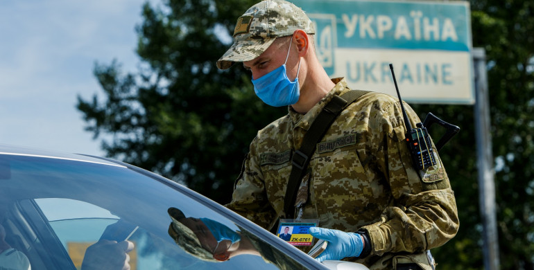 Завтра Україна посилить правила в’їзду на свою територію: що зміниться