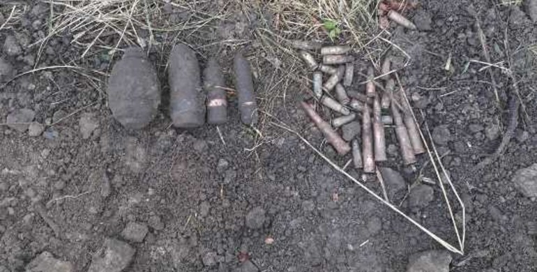 На Рівненщині поблизу дороги знайшли "відголоски" Другої світової війни