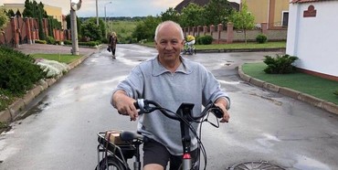 Рівненський лікар запрошує покататись з ним на велосипеді