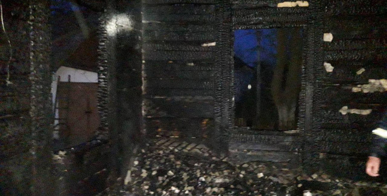 На Березнівщині в пожежі знайшли тіло