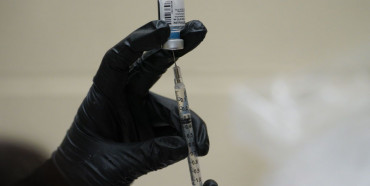 У МОЗ назвали протипоказання до щеплення вакциною CoviShield