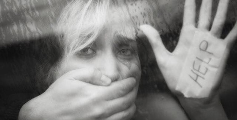 Домашнє насильство: «Побив молотком і змусив їсти фото померлої матері»