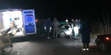 На Дубенщині рятувальники деблокували водія з понівеченого авто